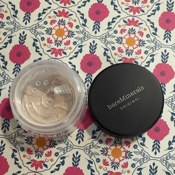bareMinerals Original Foundation - Fair - Picture 3 of 6